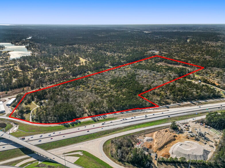 More Photos Of TBD I-45, Huntsville Land For Sale