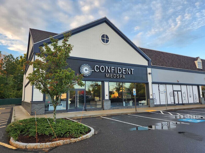 Primary Photo Of 15-31 Fresh River Rd, Epping General Retail For Lease