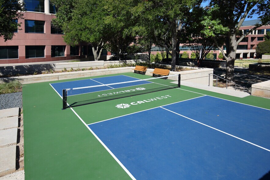 More Photos Of 6501 Legacy Dr, Plano Office For Lease