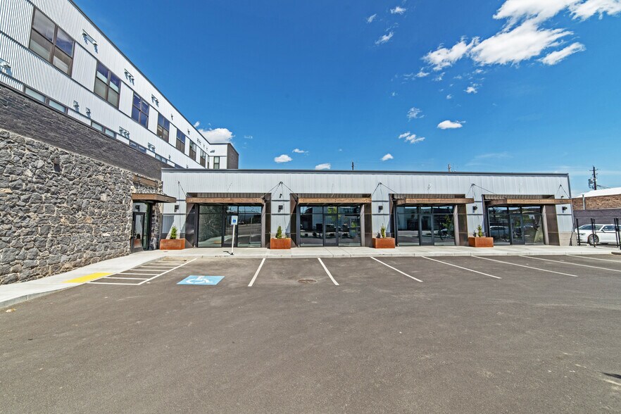 More Photos Of 107-111 S 1st St, Yakima Storefront Retail Office For Lease