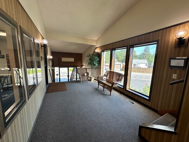 More Photos Of 1445 Avenue B, Billings Office For Sale