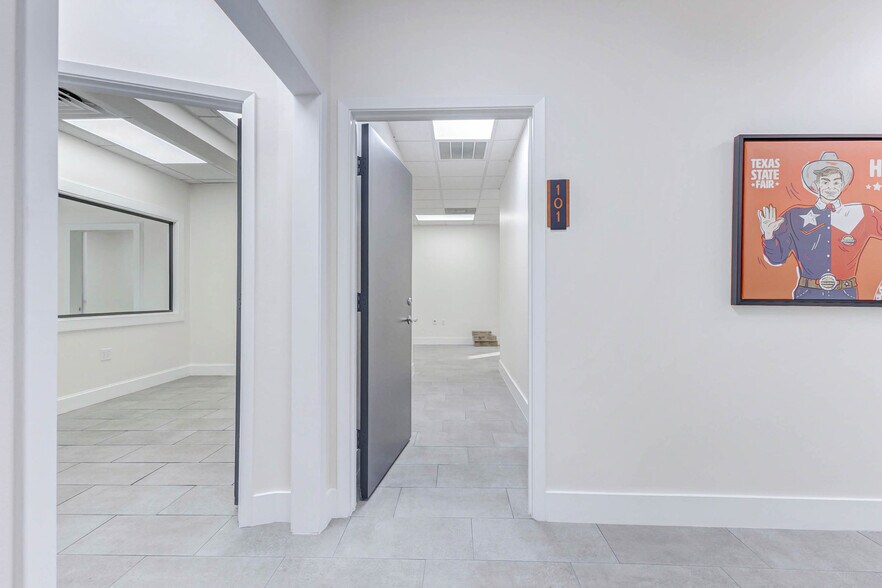 More Photos Of 12837 Louetta Rd, Cypress Office For Lease