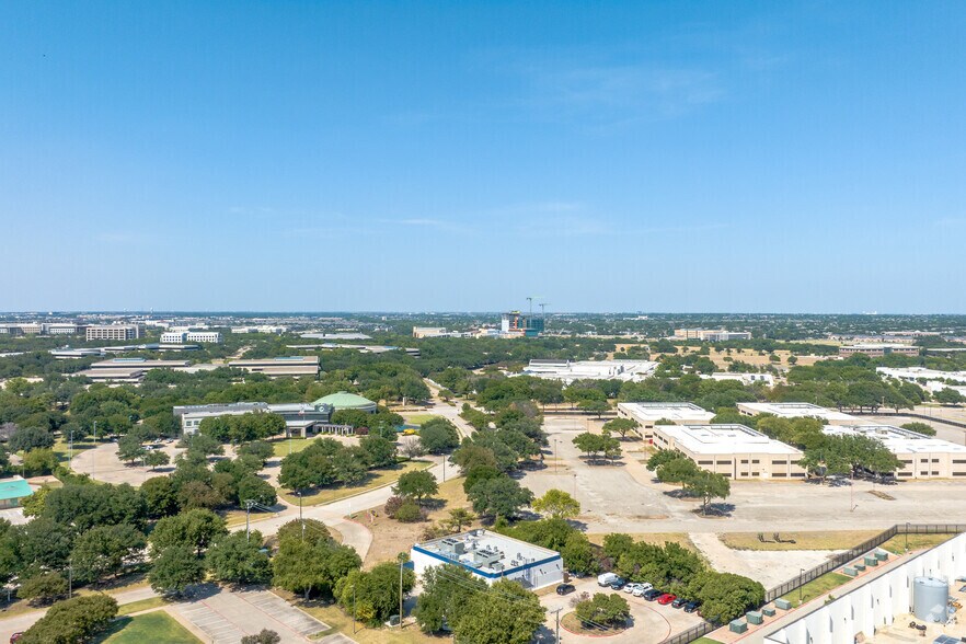 More Photos Of 5248 Democracy Dr, Plano General Retail For Sale