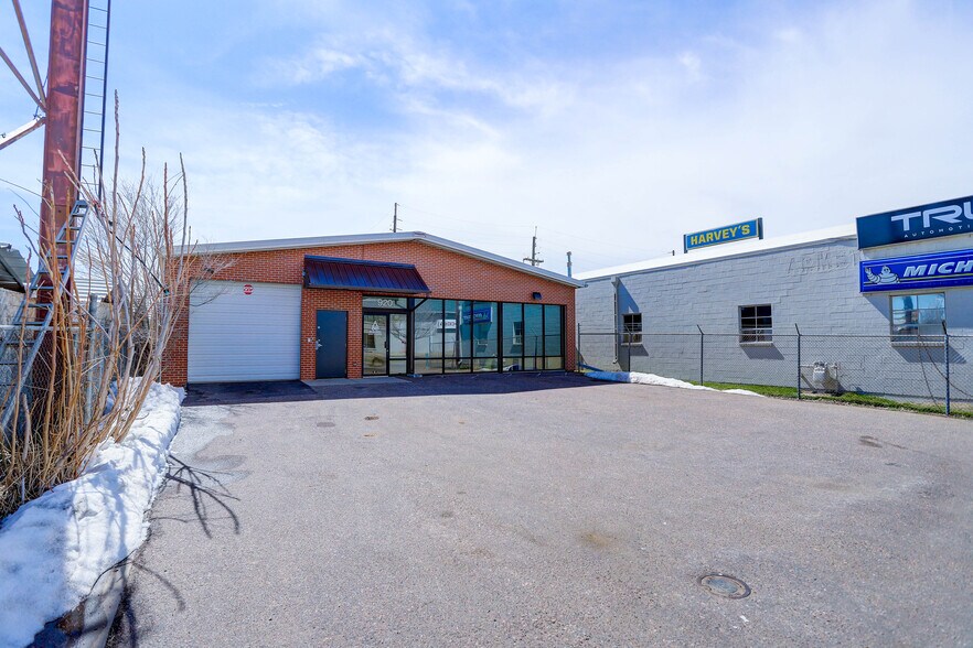 Primary Photo Of 920 W Mississippi Ave, Denver Warehouse For Sale