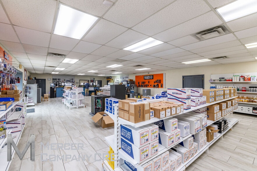 More Photos Of 1416 S Agnew Ave, Oklahoma City Manufacturing For Sale
