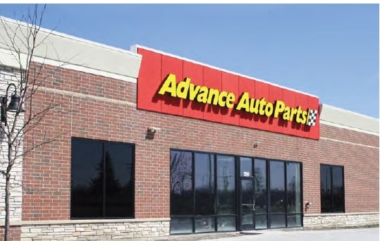 More Photos Of 1386 Butterfield Rd, Aurora Freestanding For Lease