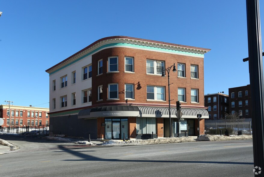Primary Photo Of 644-648 North St, Pittsfield Storefront Retail Residential For Lease