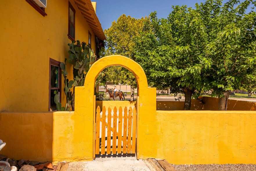 More Photos Of 396 Main st, Camp Verde Restaurant For Lease