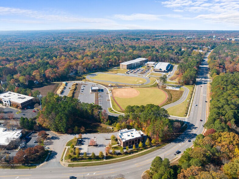 More Photos Of 701 Mutual Ct, Raleigh Office For Lease
