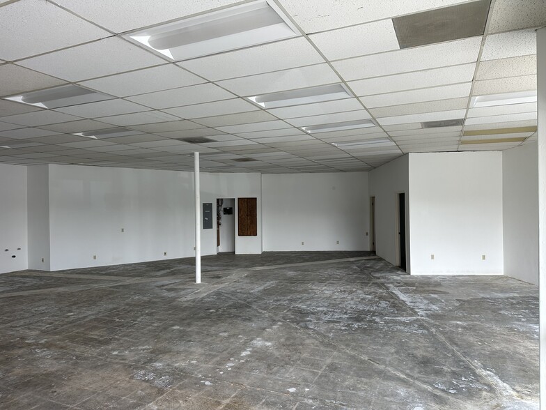 More Photos Of 1302 Sepulveda Blvd, Harbor City Unknown For Lease