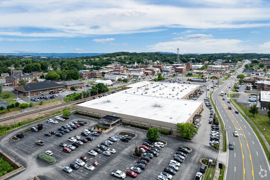 More Photos Of 420 W Morris Blvd, Morristown Medical For Lease