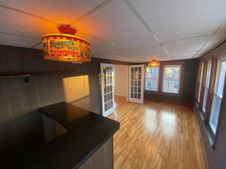 More Photos Of 73 Southgate St, Worcester General Retail For Sale