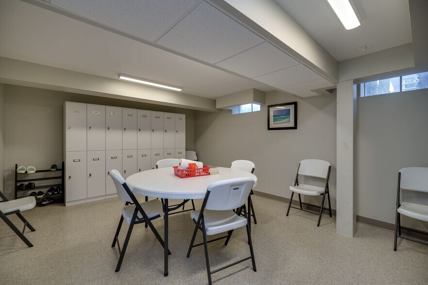 More Photos Of 5671 Far Hills Ave, Dayton Medical For Sale