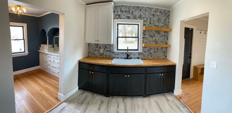 More Photos Of 608 E Eubanks St, Oklahoma City Office For Sale