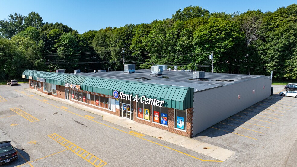 More Photos Of 120 Center St, Auburn Unknown For Lease