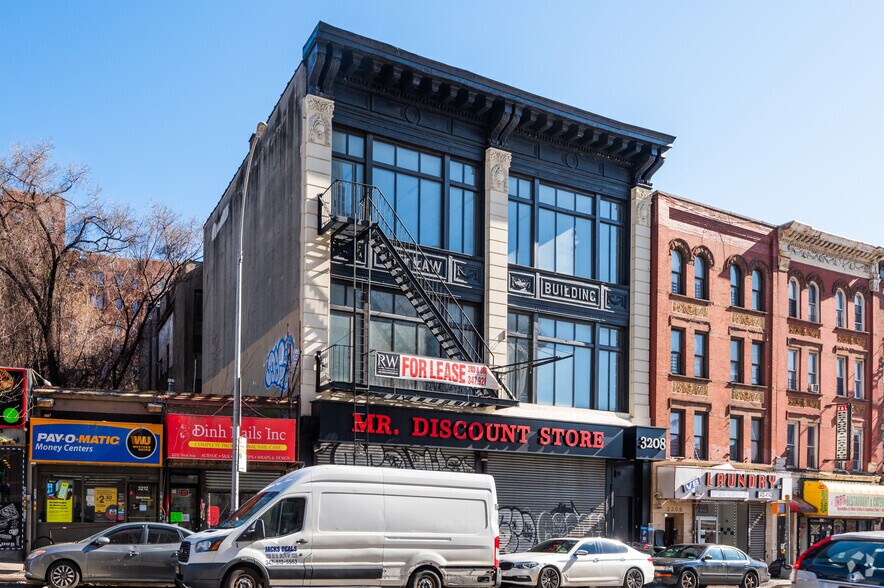 More Photos Of 3208 3rd Ave, Bronx Office For Lease