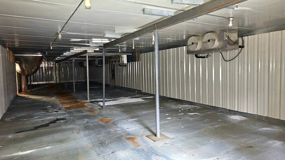 More Photos Of 61000 Leyshon Dr, Byesville Warehouse For Sale