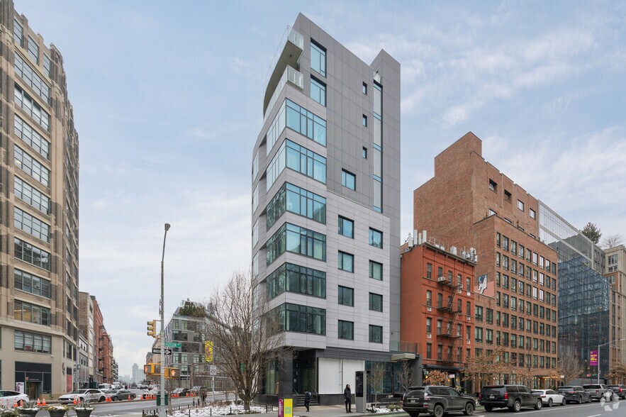 More Photos Of 219 Hudson St, New York Apartments For Lease