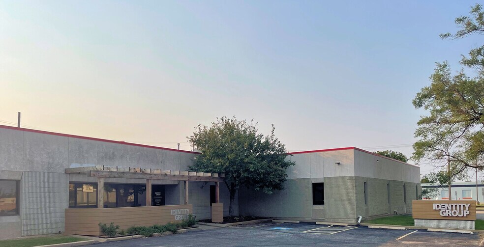 More Photos Of 313 S Ida St, Wichita Warehouse For Sale