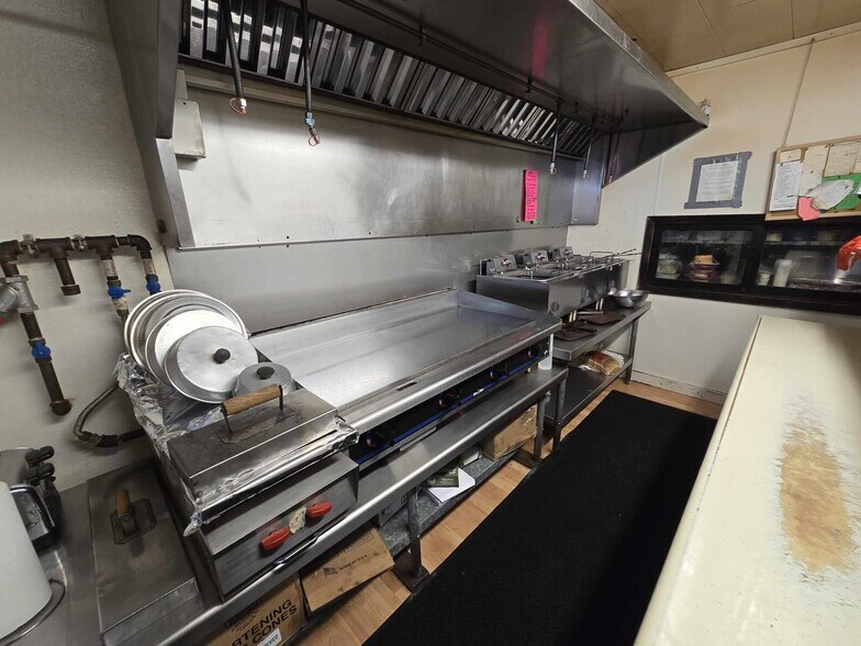 More Photos Of 44368 309th St, Mission Hill Restaurant For Sale