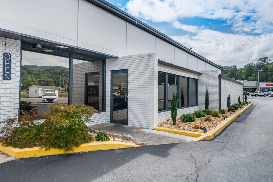 More Photos Of 1106 Gault Ave S, Fort Payne Fast Food For Lease