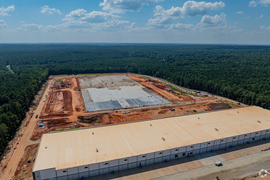 More Photos Of 2545 Innovation Loop, Youngsville Distribution For Sale