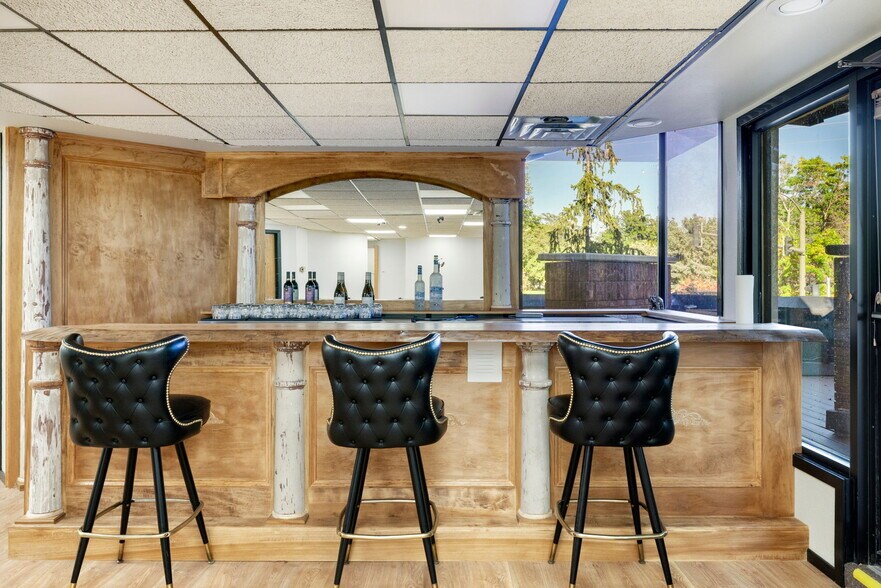 More Photos Of 2683 N Taft Ave, Loveland Storefront Retail Office For Sale