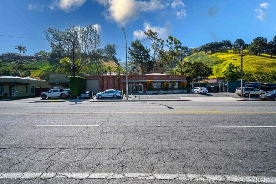 More Photos Of 9520 W Jefferson Blvd, Culver City Loft Creative Space For Lease