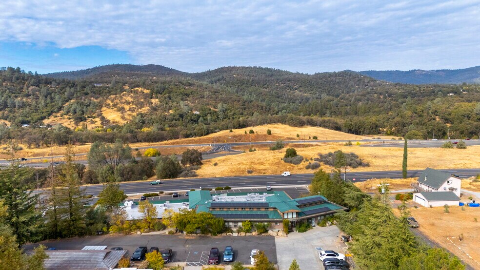 More Photos Of 13951 Mono Way, Sonora Office For Lease