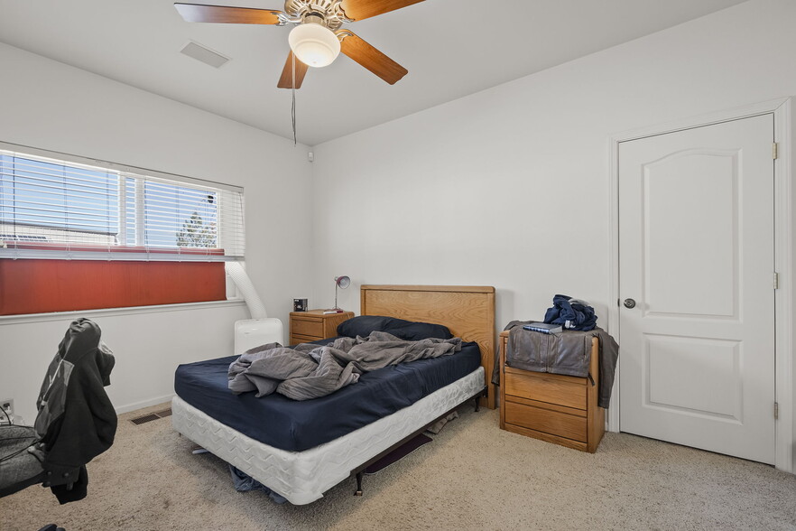 More Photos Of 70 S Rainbow Dr, Dayton Self Storage For Sale