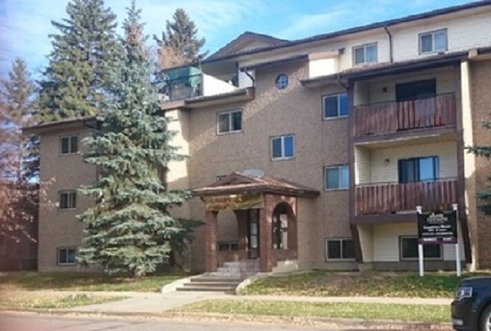 Primary Photo Of 5030 49 ave, Vegreville Apartments For Sale