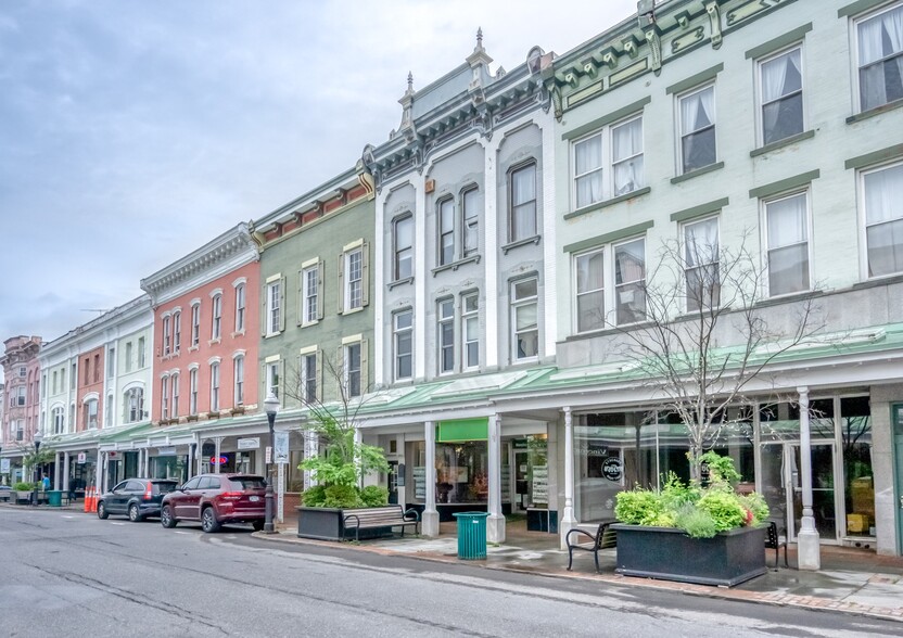 Primary Photo Of 304 Wall St, Kingston Storefront Retail Office For Lease