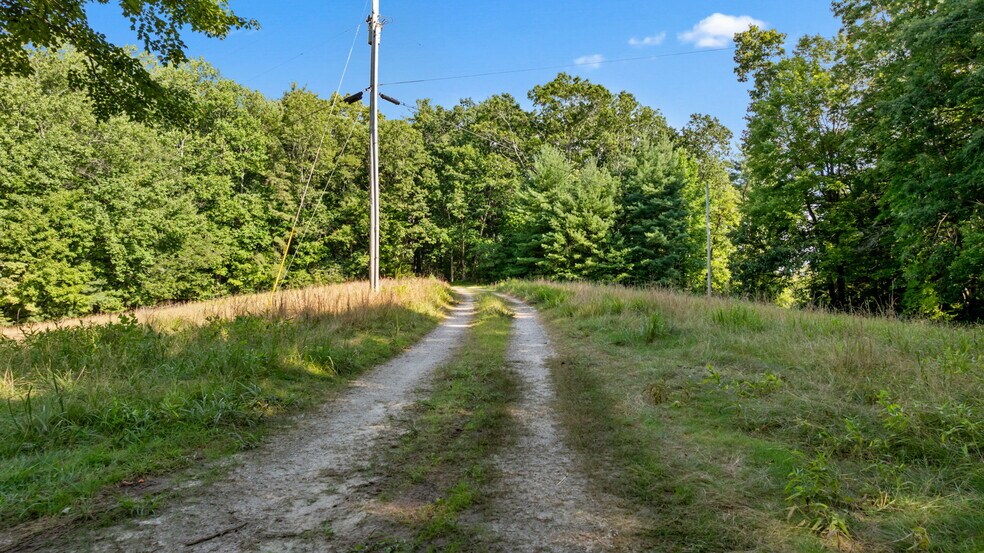 More Photos Of 122 Highlands View Rd, Highlands Specialty For Sale