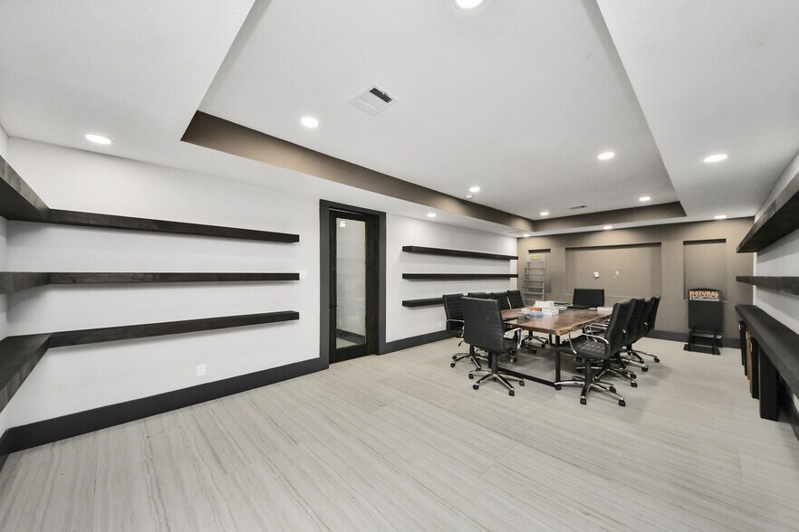 More Photos Of 5310 Logston Ln, Spring Flex For Sale