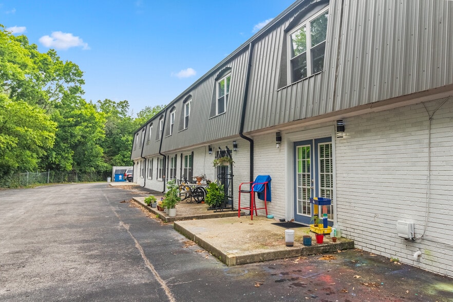 More Photos Of 117 Cedarwood Dr, Lebanon Apartments For Sale