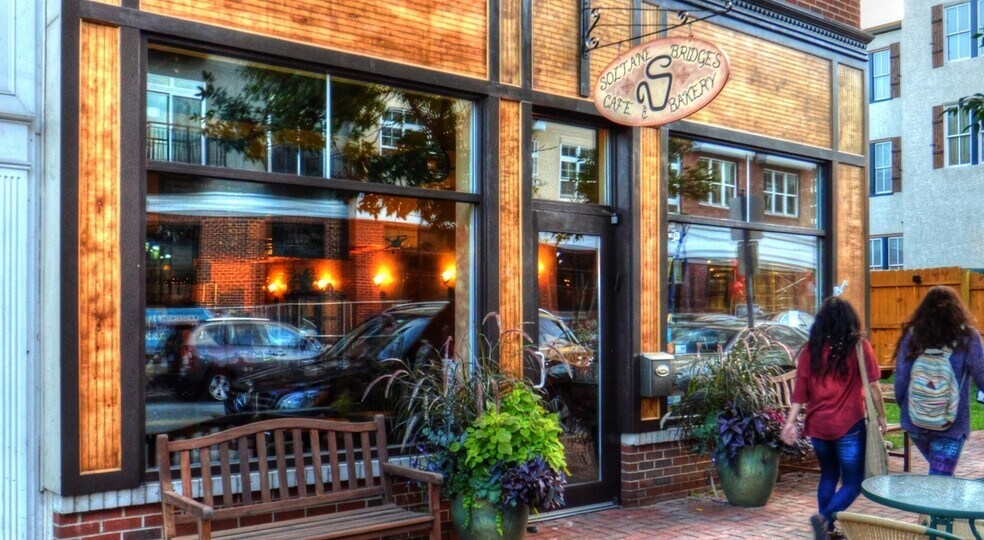 More Photos Of 131 Bridge St, Phoenixville Multifamily For Sale