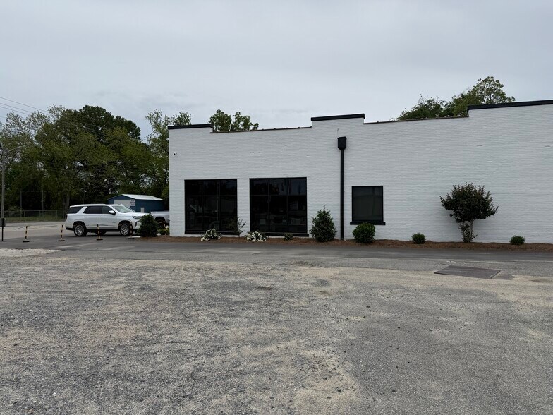 More Photos Of 424 Hackney Ave, Washington Industrial For Sale