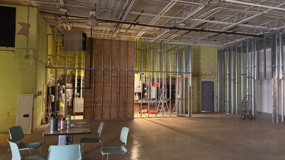 More Photos Of 1936-1940 Briarwood Ct NE, Atlanta Distribution For Lease