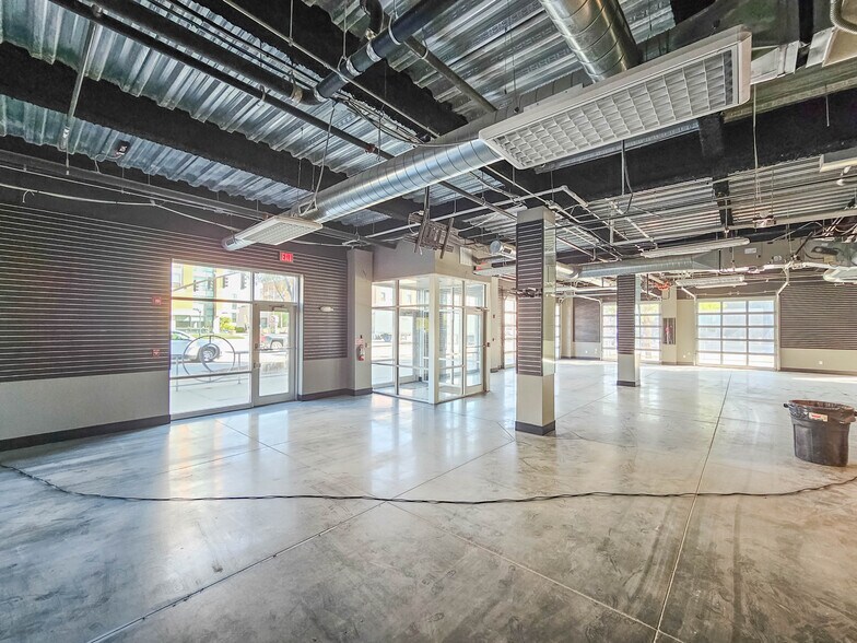 More Photos Of 1313 Cuming St, Omaha Apartments For Lease