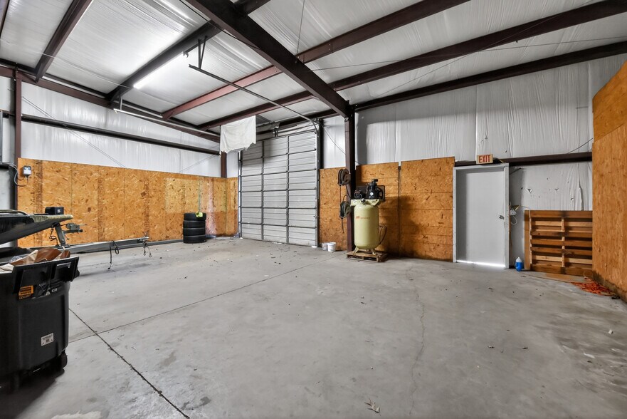 More Photos Of 6950 Hargrove Rd E, Tuscaloosa Office For Lease