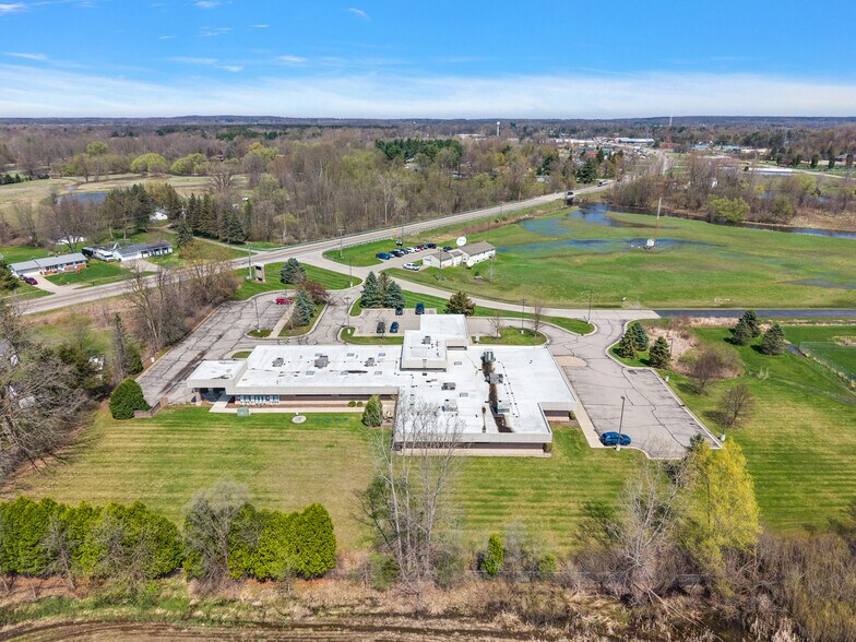 More Photos Of 1794 N Lapeer Rd, Lapeer Medical For Sale