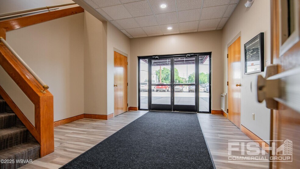 More Photos Of 49 E 4th St, Williamsport Medical For Lease