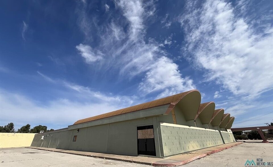 More Photos Of 200 S Linam St, Hobbs Healthcare For Sale