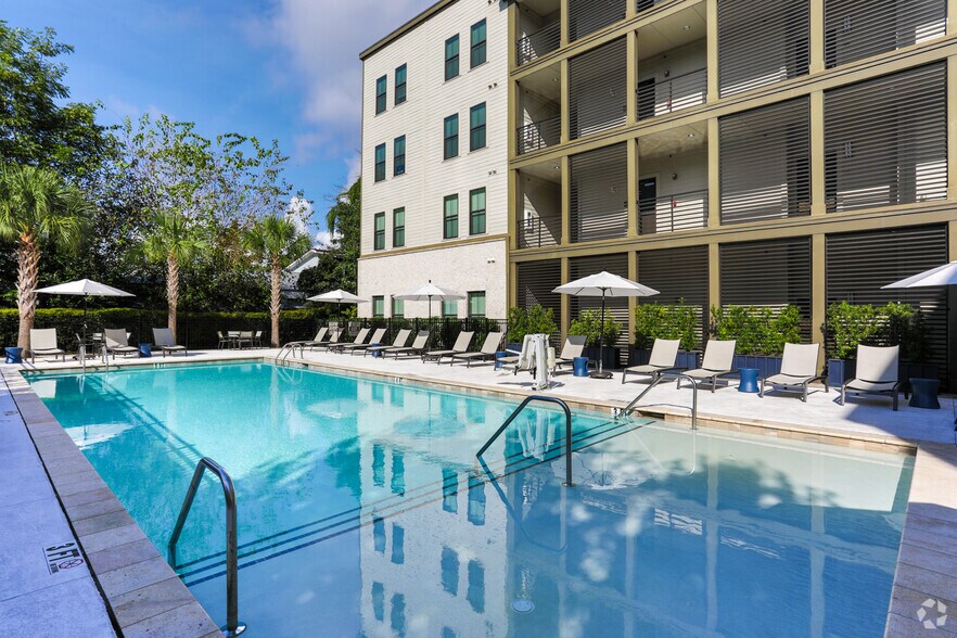 More Photos Of 1421 Shucker Cir, Mount Pleasant Apartments For Lease