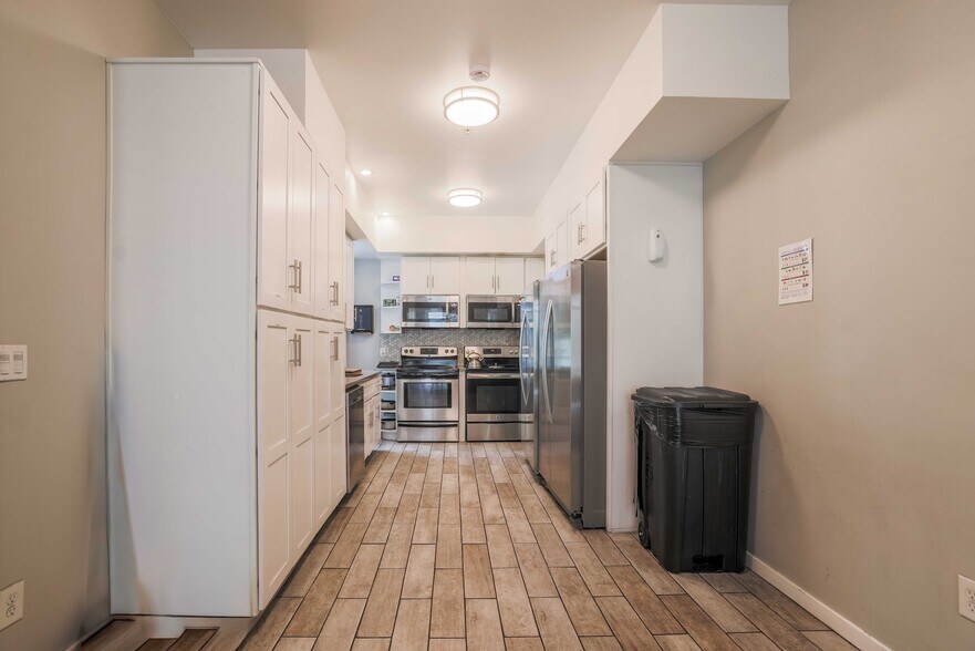 More Photos Of 392 11th St, Oakland Apartments For Sale