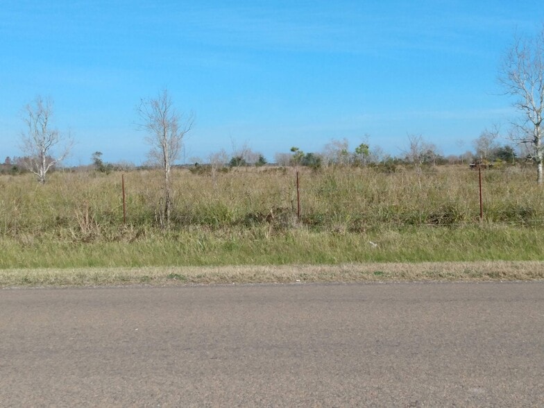 More Photos Of 00 Belton Lane Extension Ln, Anahuac Land For Sale