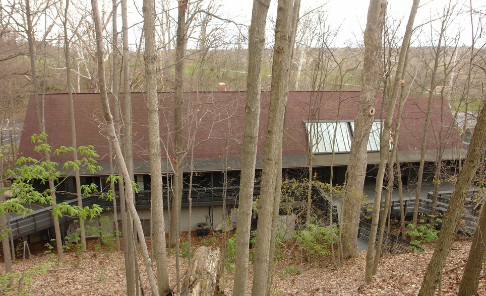 More Photos Of 1266 Manning Pky, Powell Office For Lease