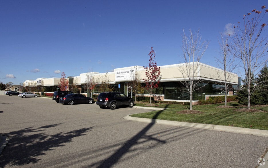 More Photos Of 39501-39571 Garfield Rd, Clinton Township Coworking Space