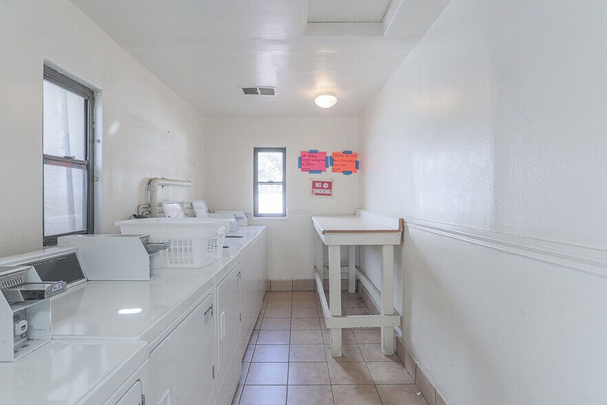 More Photos Of 9261 Wakefield Ave, Panorama City Apartments For Sale