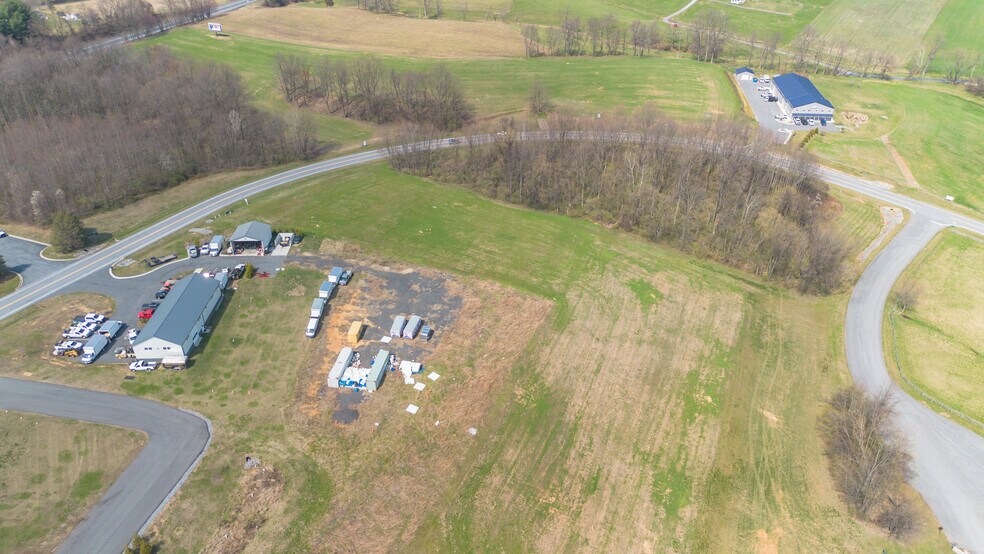 More Photos Of 4861 Winchester Blvd, Frederick Warehouse For Sale